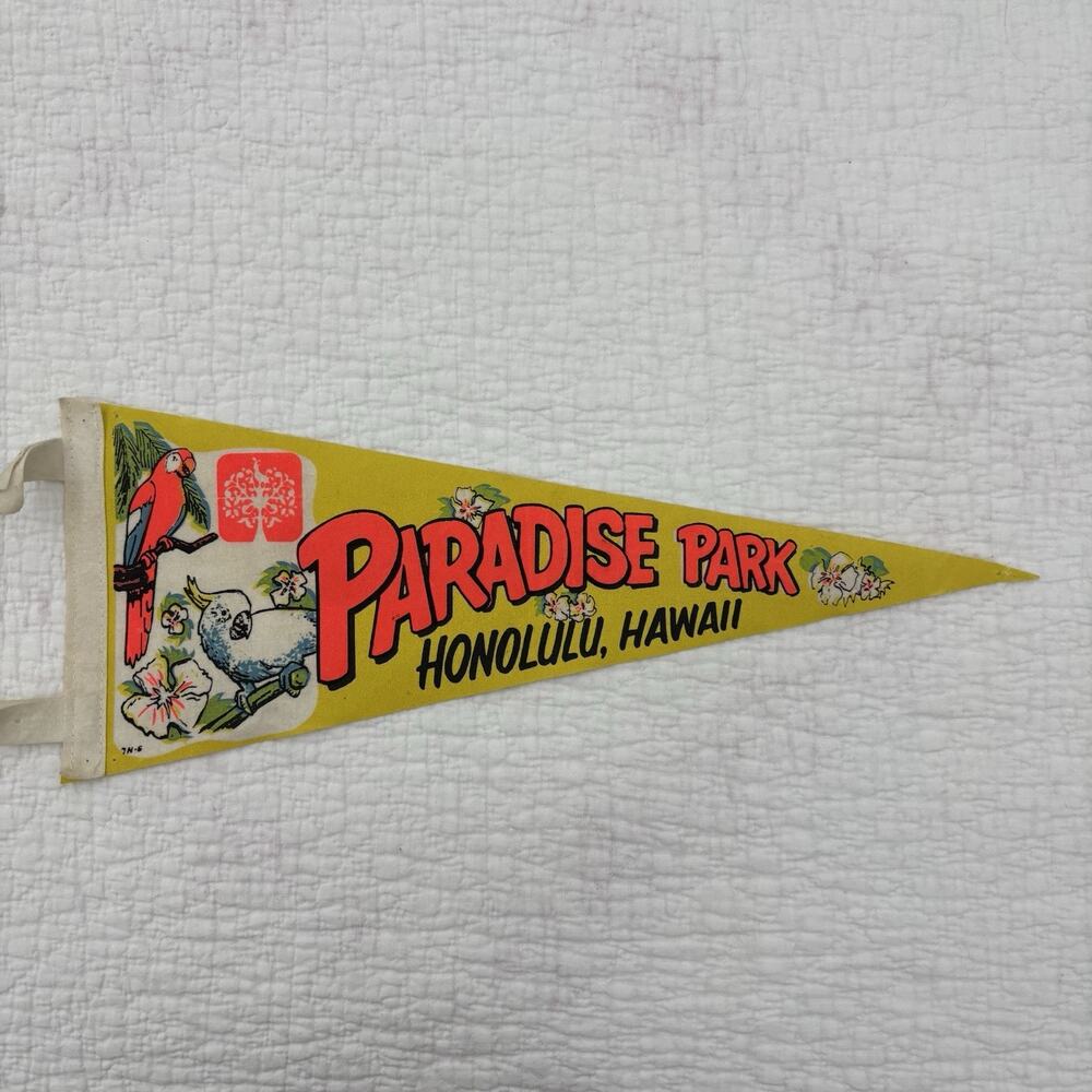 Vintage Paradise Park Honolulu Hawaii Pennants 17.5X6.5